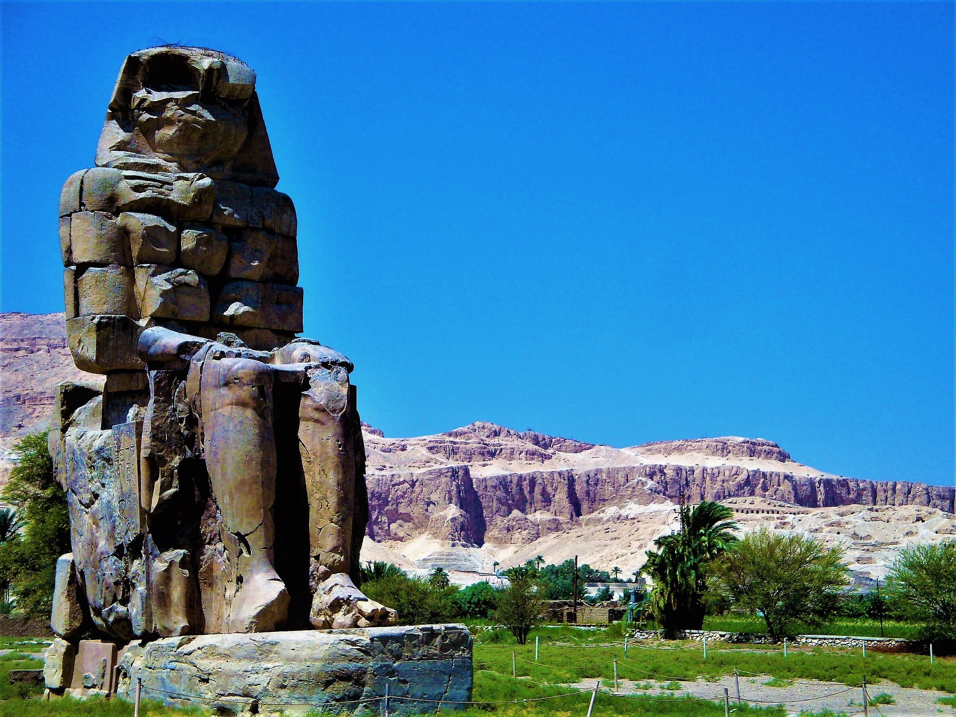 Memnon colossi