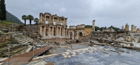 Anneler Günü Efes