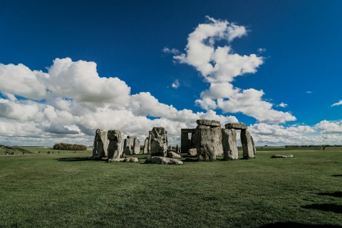 Stonehenge-2.jpg